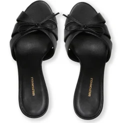 Bruno Magli Pema Pump Black Hot
